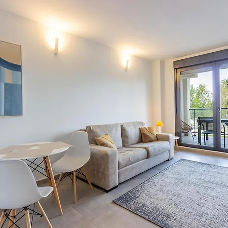 Apartamento 1 Bedroom Lovely In *